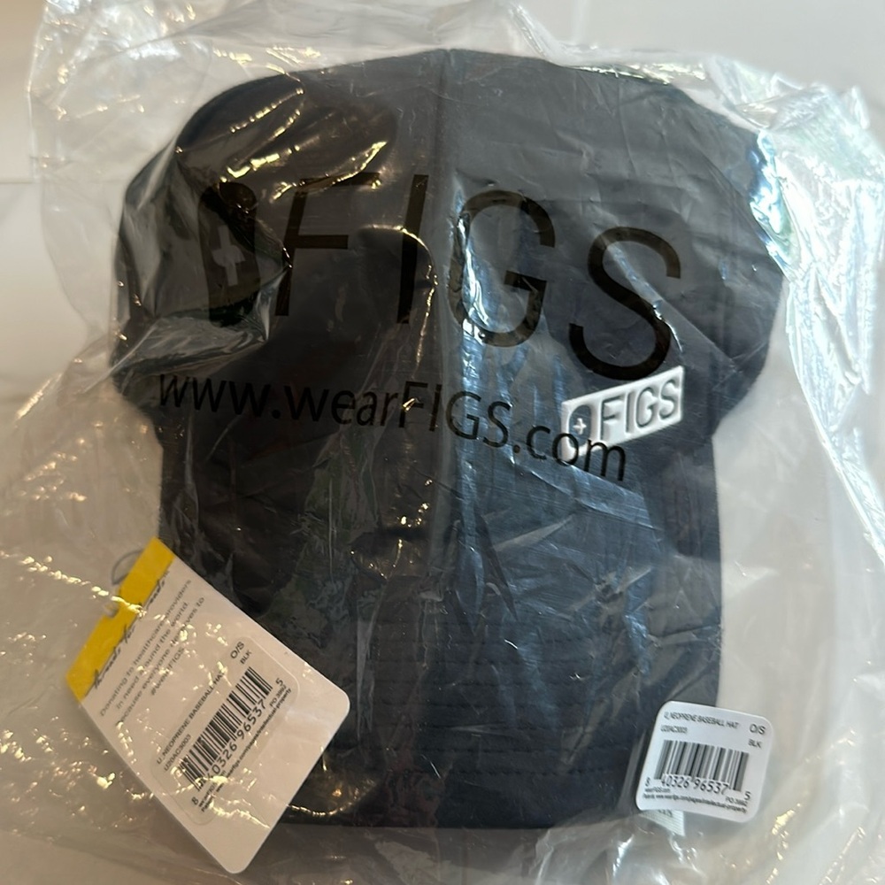FIGS baseball hat/one size/black/NWT/in original packaging/unopened/never used
